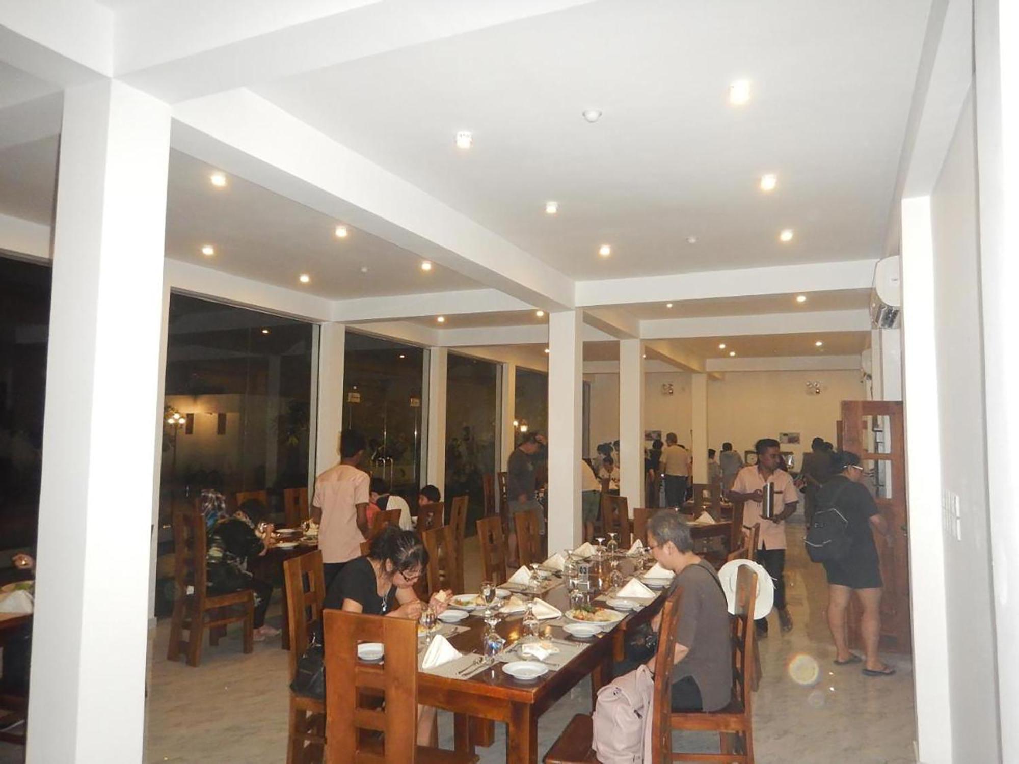 Elephant Eye Hotel Tissamaharama Exterior photo
