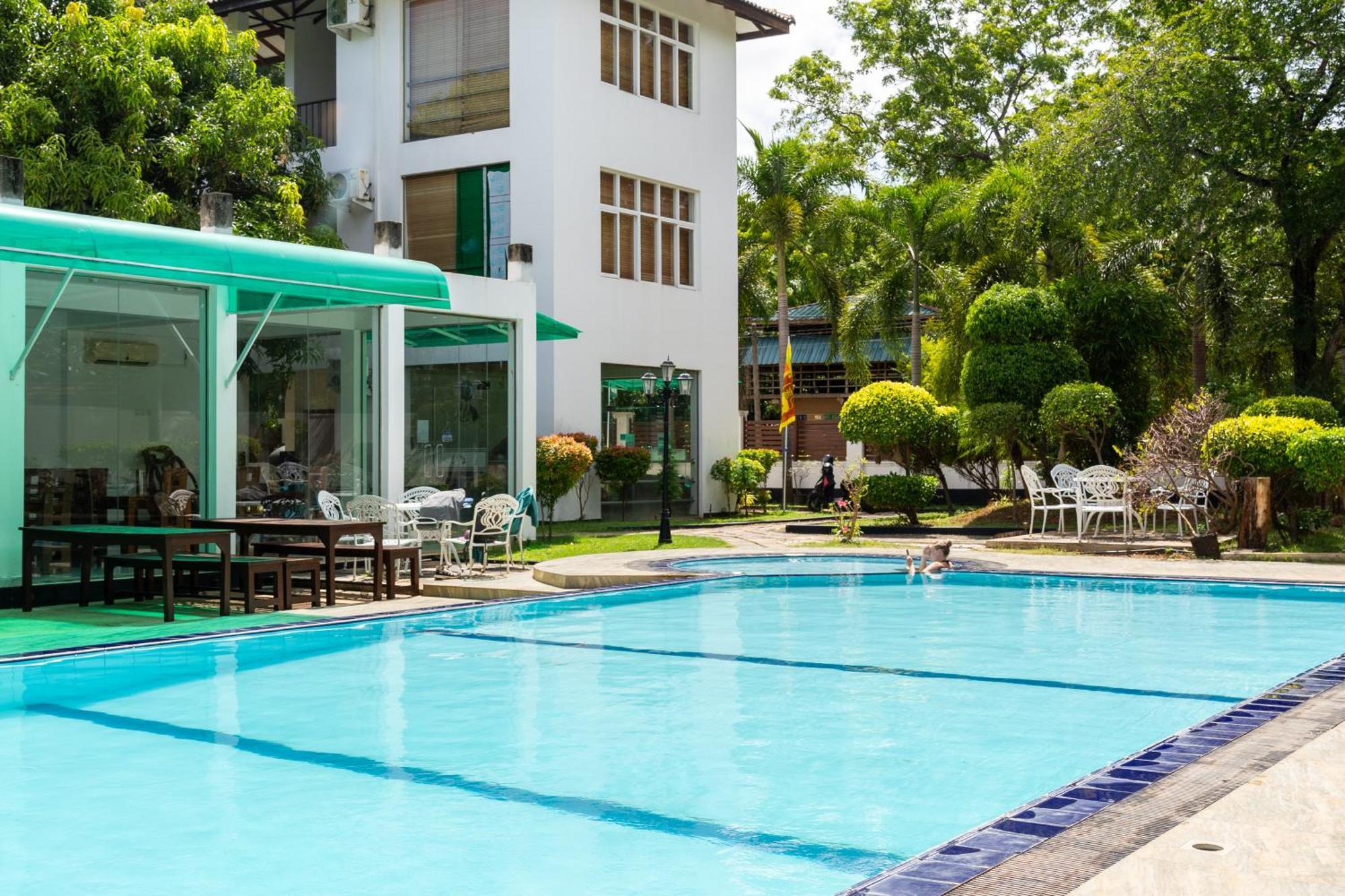 Elephant Eye Hotel Tissamaharama Exterior photo